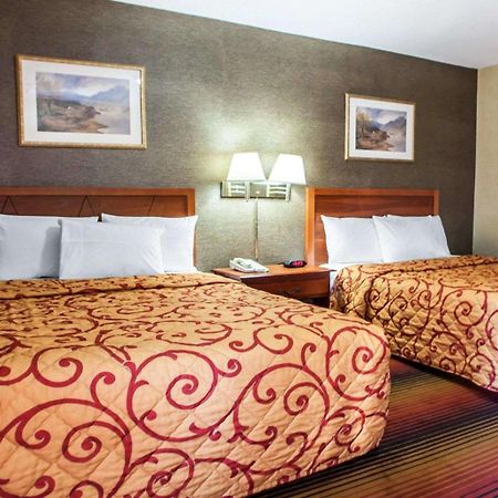 Rodeway Inn Jersey City Ngoại thất bức ảnh