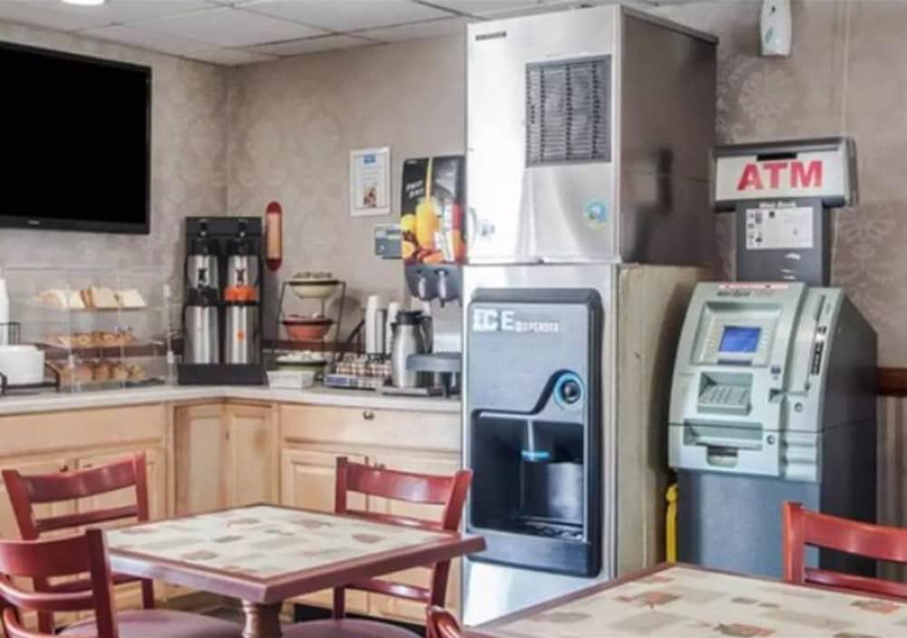 Rodeway Inn Jersey City Ngoại thất bức ảnh